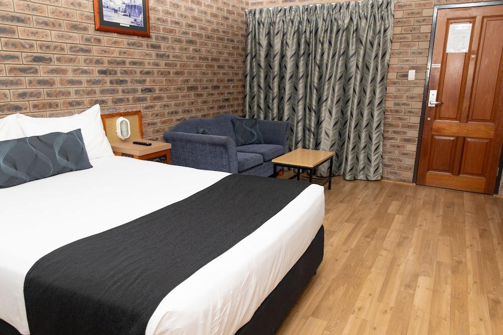 Lantern Motor Inn Mackay Εξωτερικό φωτογραφία