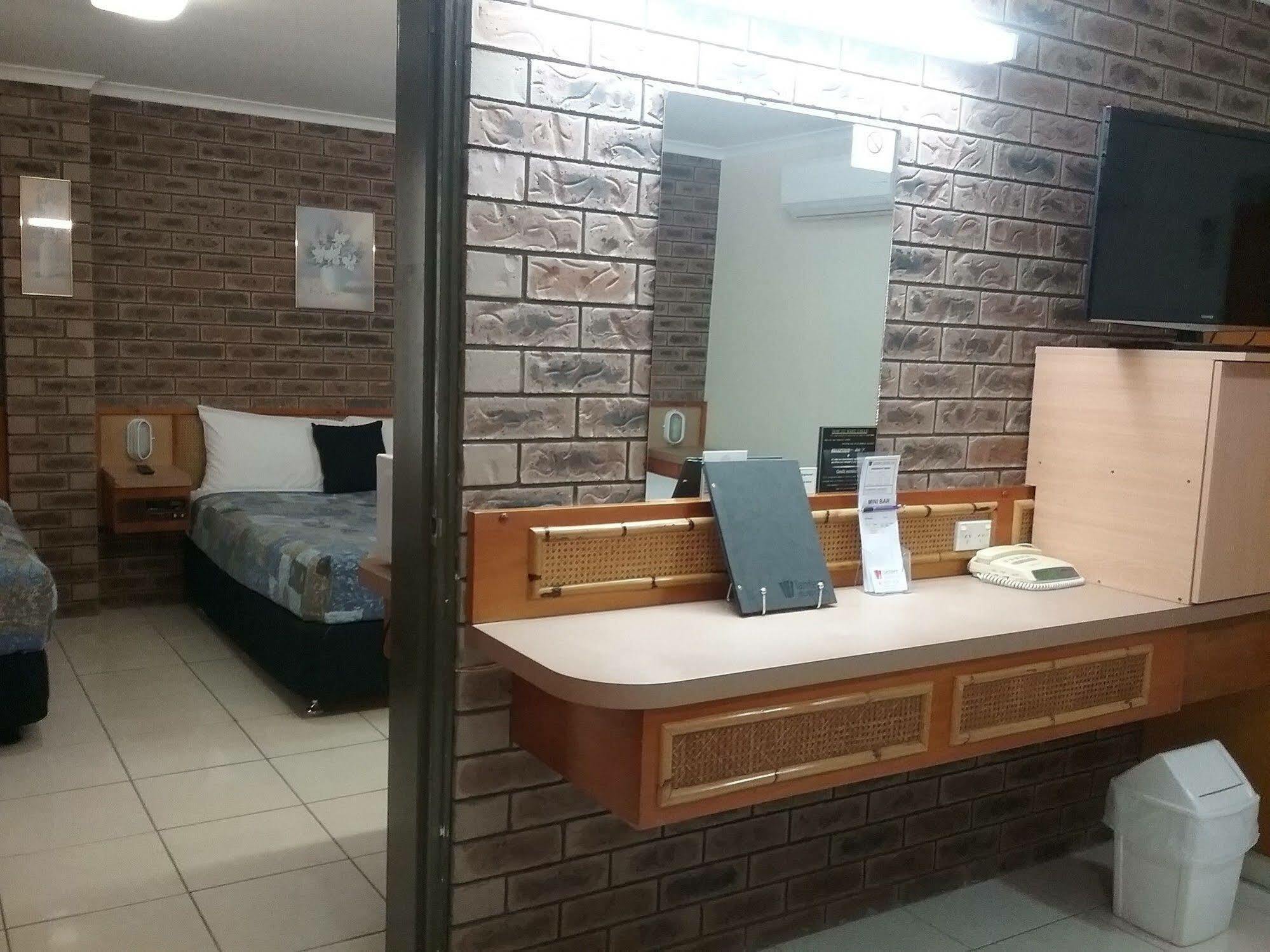 Lantern Motor Inn Mackay Εξωτερικό φωτογραφία